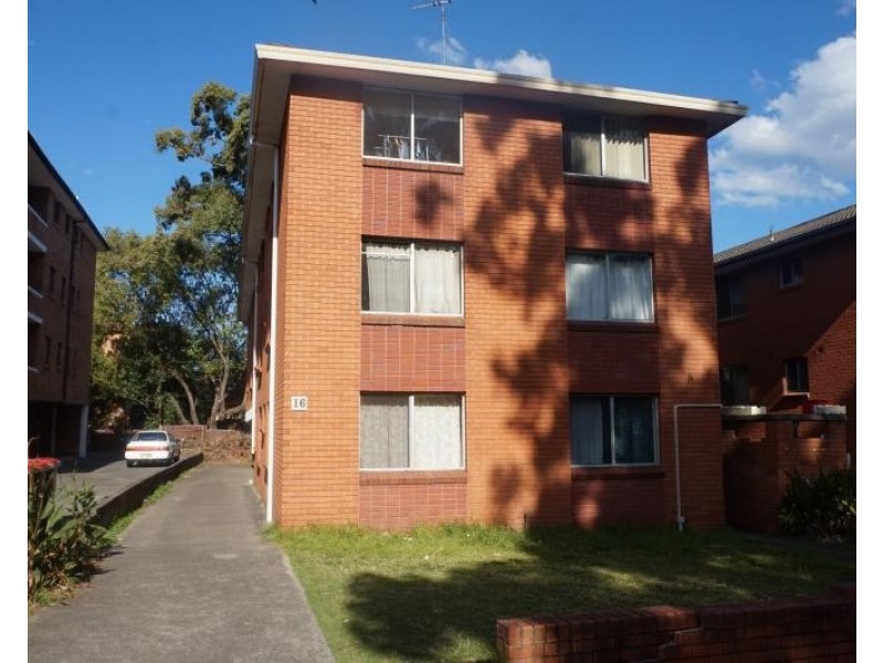4/16 Nagle St, Liverpool NSW 2170