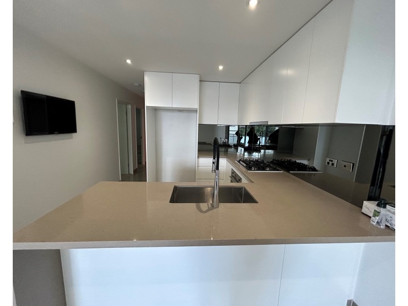 8/31-35 Chamberlain St, Campbelltown NSW 2560