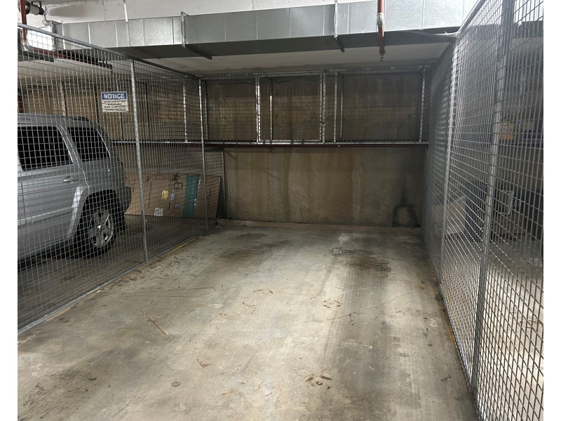 8/31-35 Chamberlain St, Campbelltown NSW 2560