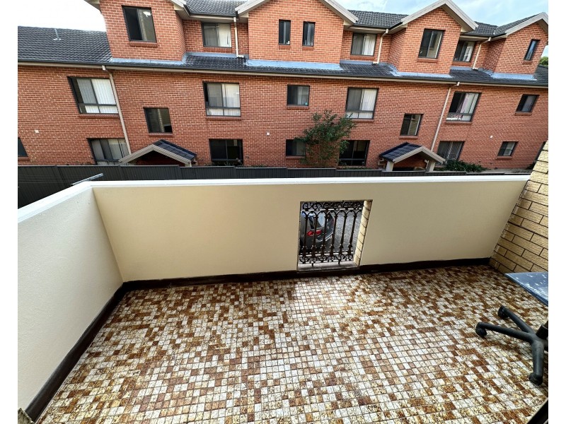 10/107 Castlereagh St, Liverpool NSW 2170