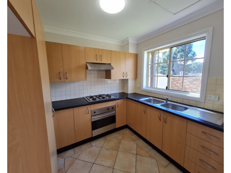 5/1 Lions Ave, Lurnea NSW 2170