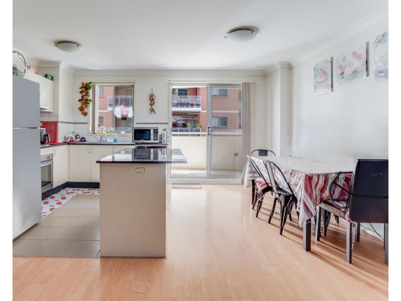 32/4-6 Lachlan Street, Liverpool NSW 2170