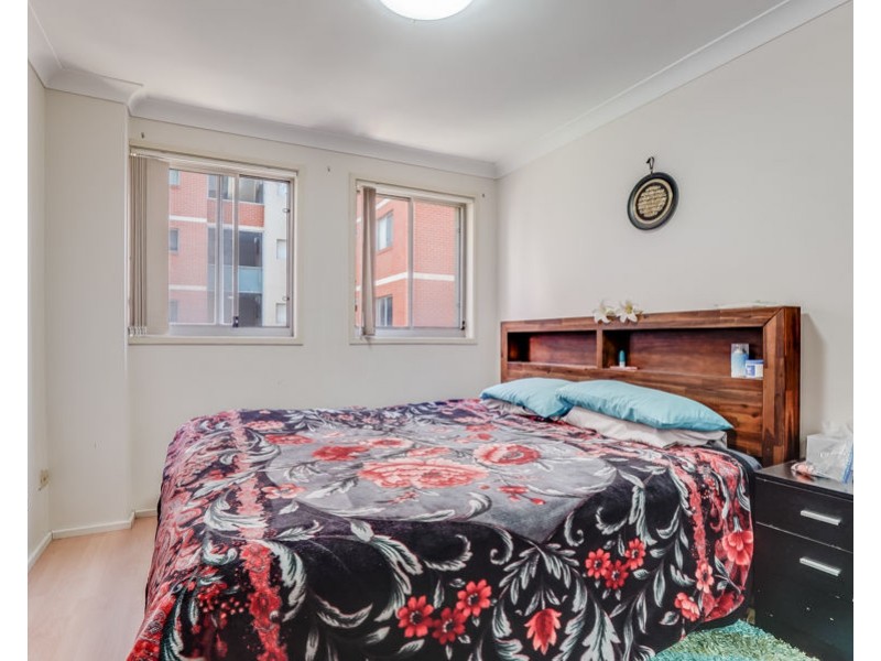32/4-6 Lachlan Street, Liverpool NSW 2170