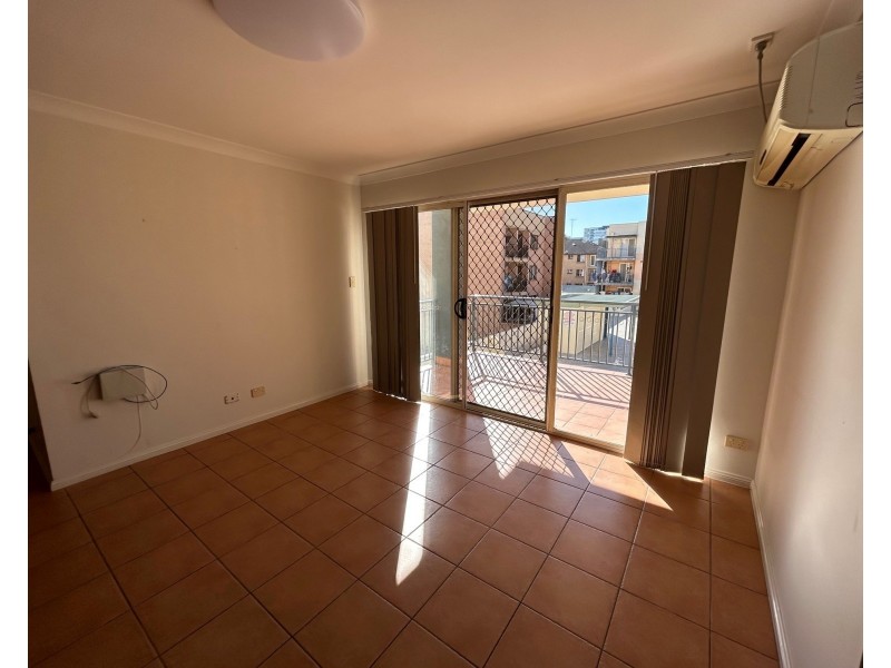 9/9 Elizabeth St, Liverpool NSW 2170
