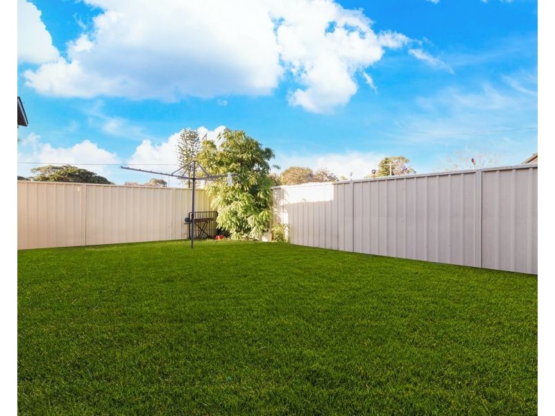 2A Rowe Avenue, Lurnea NSW 2170