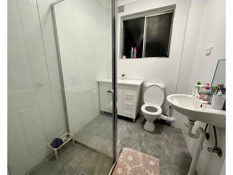 8/1-3 Charles St, Liverpool NSW 2170