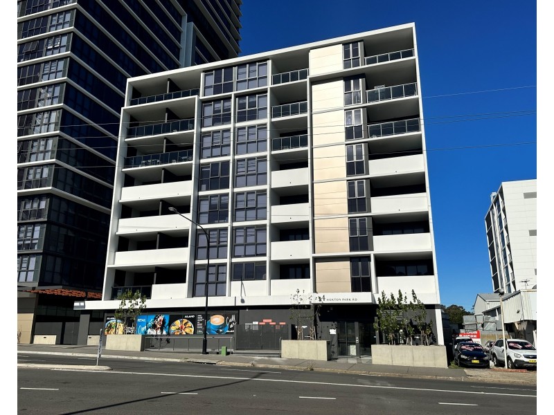 601/4 Hoxton Park Rd, Liverpool NSW 2170