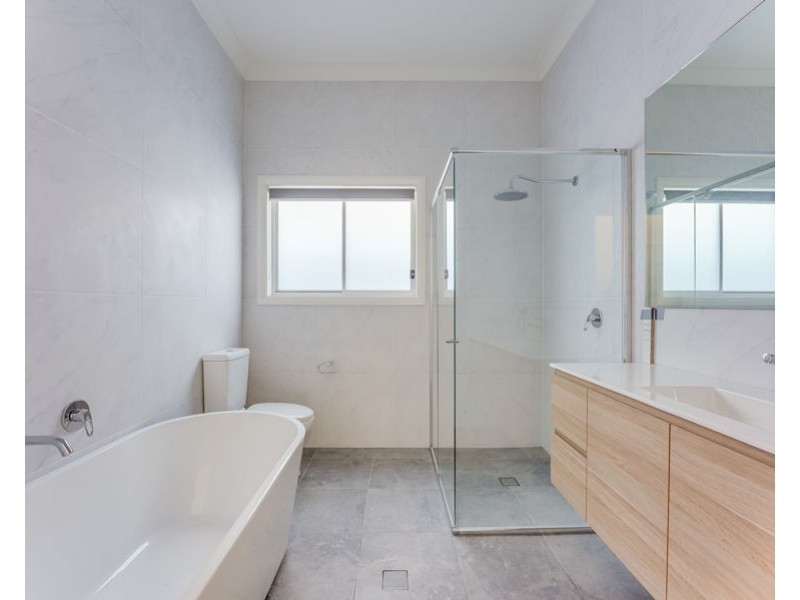 3 Dulcimere Street, Tahmoor NSW 2573