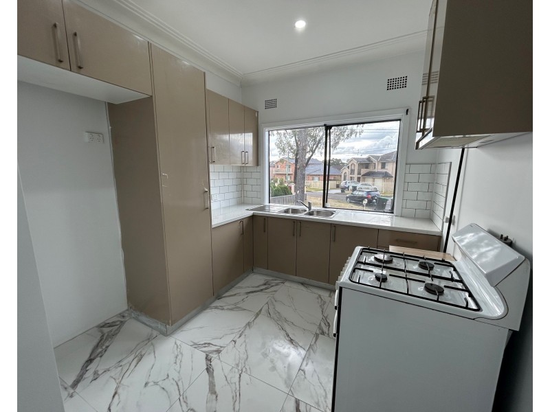 8 Phillip St, Liverpool NSW 2170