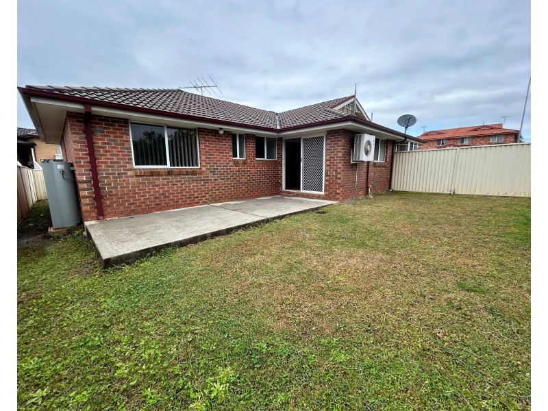 2 Collarenebri Rd, Hinchinbrook NSW 2168