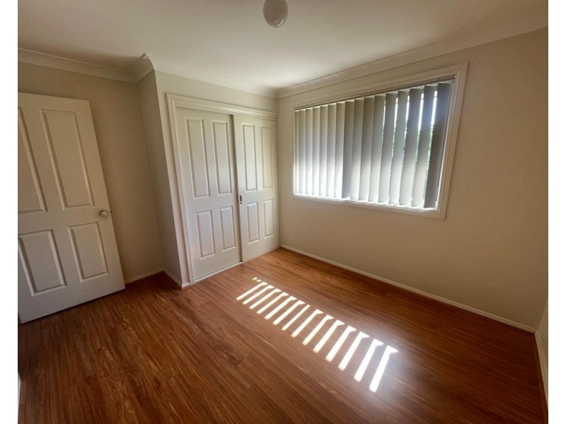 2 Collarenebri Rd, Hinchinbrook NSW 2168