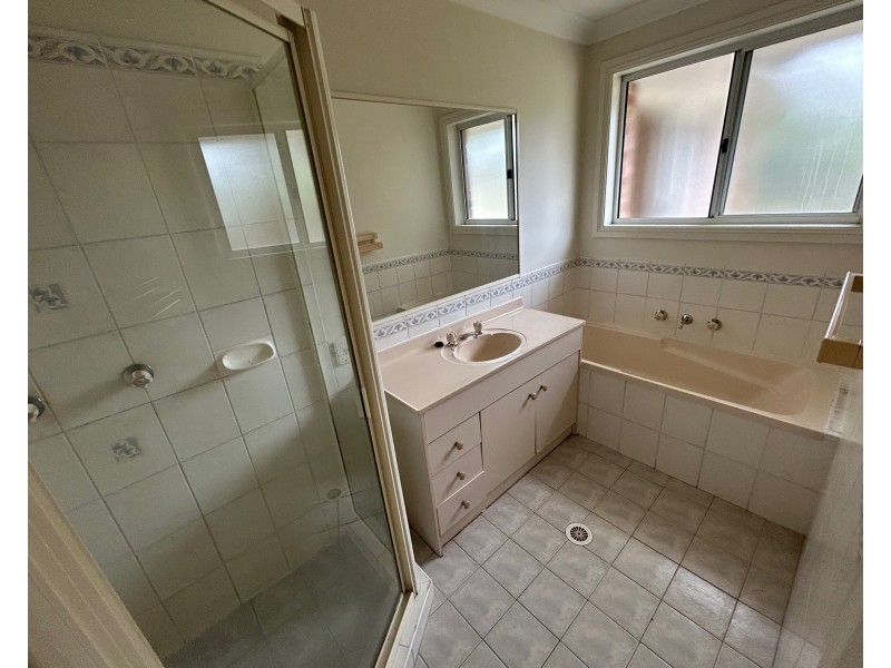 2 Collarenebri Rd, Hinchinbrook NSW 2168