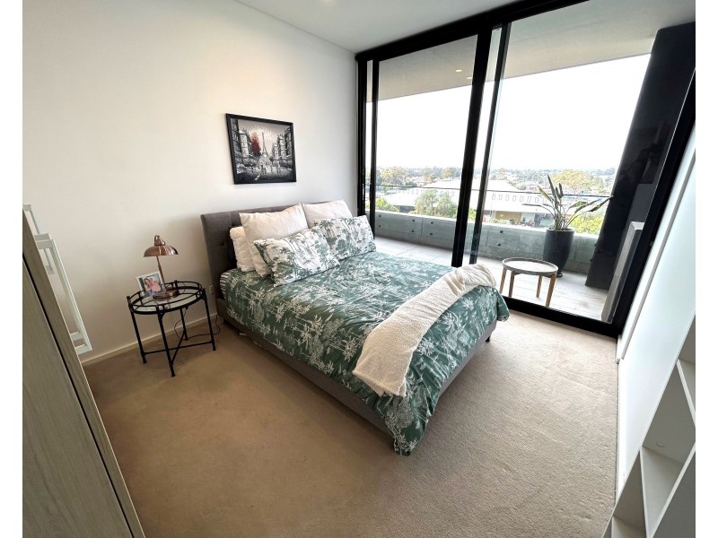 704/6b Atkinson St, Liverpool NSW 2170
