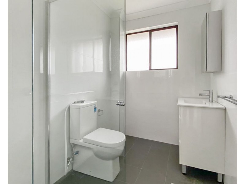 8/42 Kenyon St, Fairfield NSW 2165