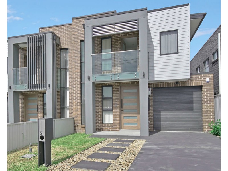 5A Throsby Street, Fairfield Heights NSW 2165