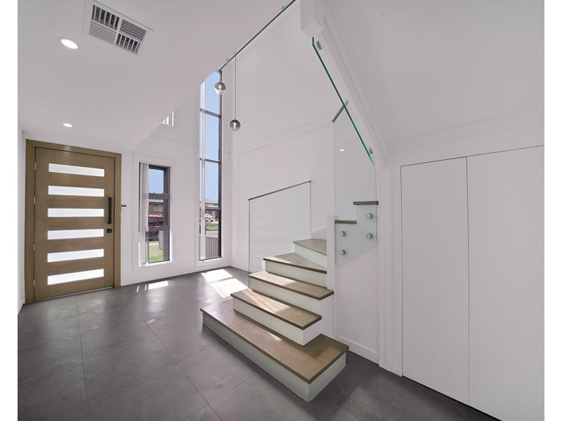 5A Throsby Street, Fairfield Heights NSW 2165