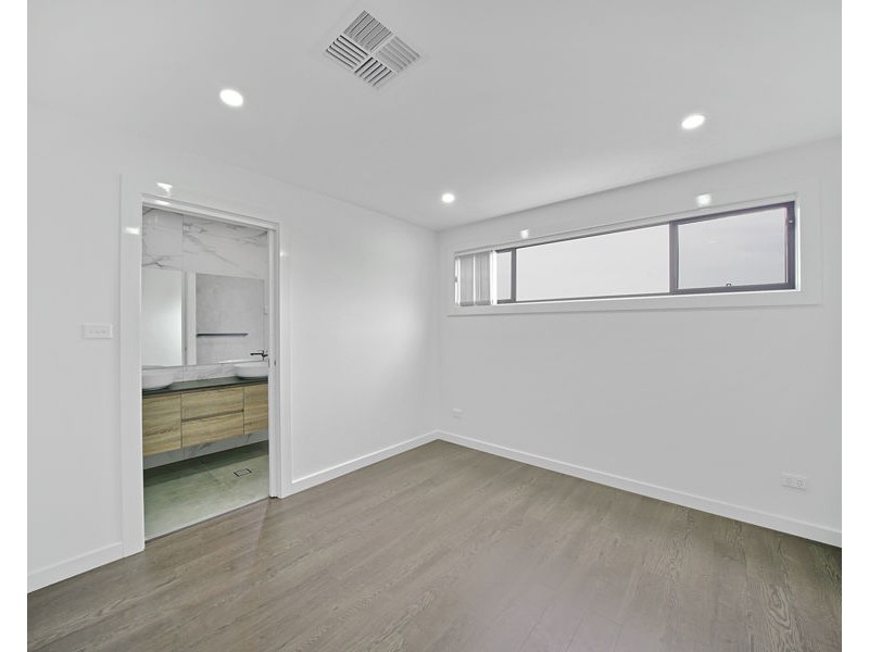 5A Throsby Street, Fairfield Heights NSW 2165