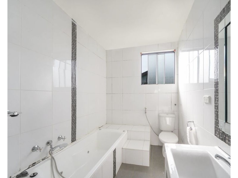 948 Woodville Road, Villawood NSW 2163