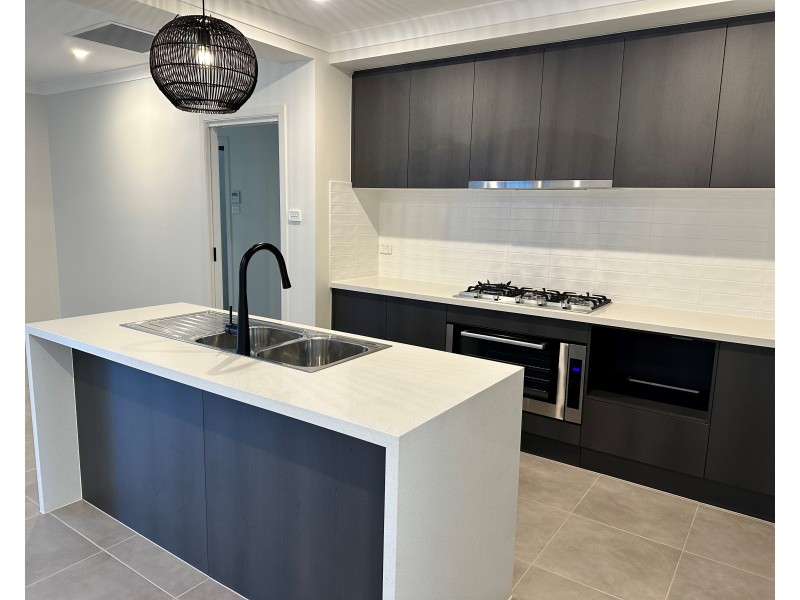 21 Crusader St, Austral NSW 2179