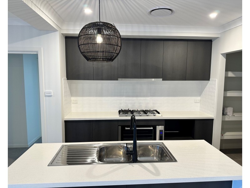 21 Crusader St, Austral NSW 2179