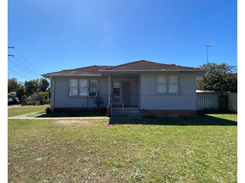 40 Armstrong St, Ashcroft NSW 2168