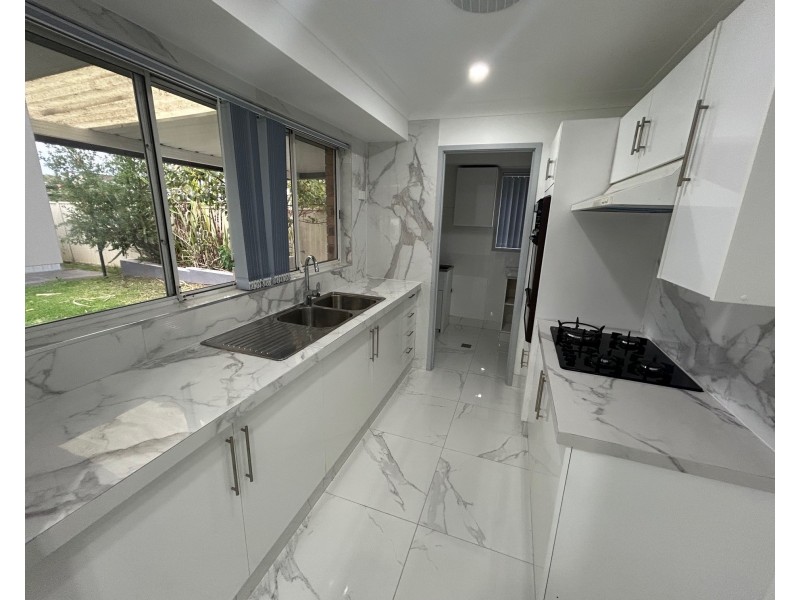 6 Albatross Ave, Hinchinbrook NSW 2168