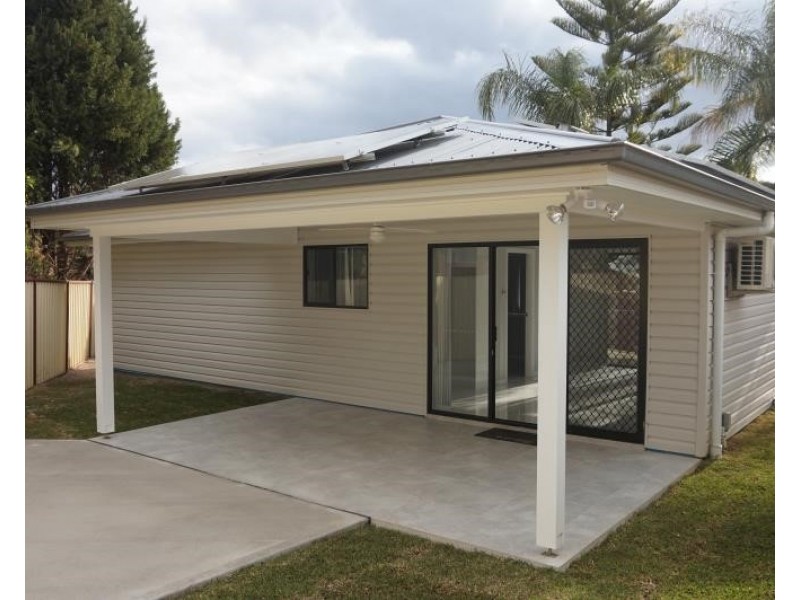 19a Salisbury Ave, Glenfield NSW 2167