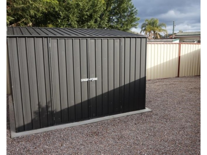 19a Salisbury Ave, Glenfield NSW 2167
