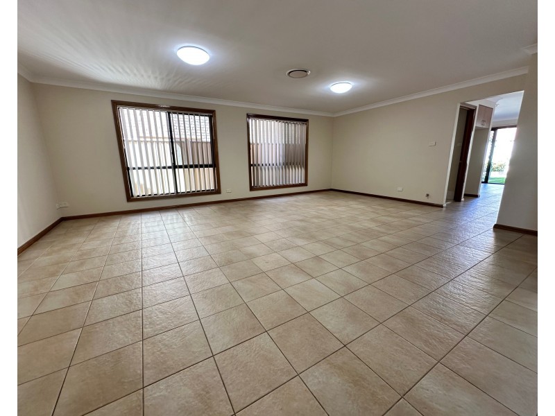 41 Grimson Cres, Liverpool NSW 2170
