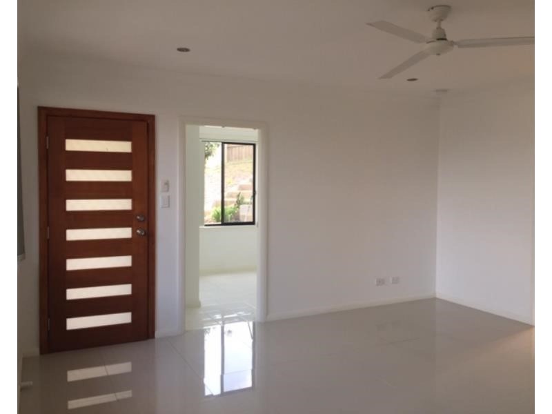 42A John Kidd Dr, Blair Athol NSW 2560