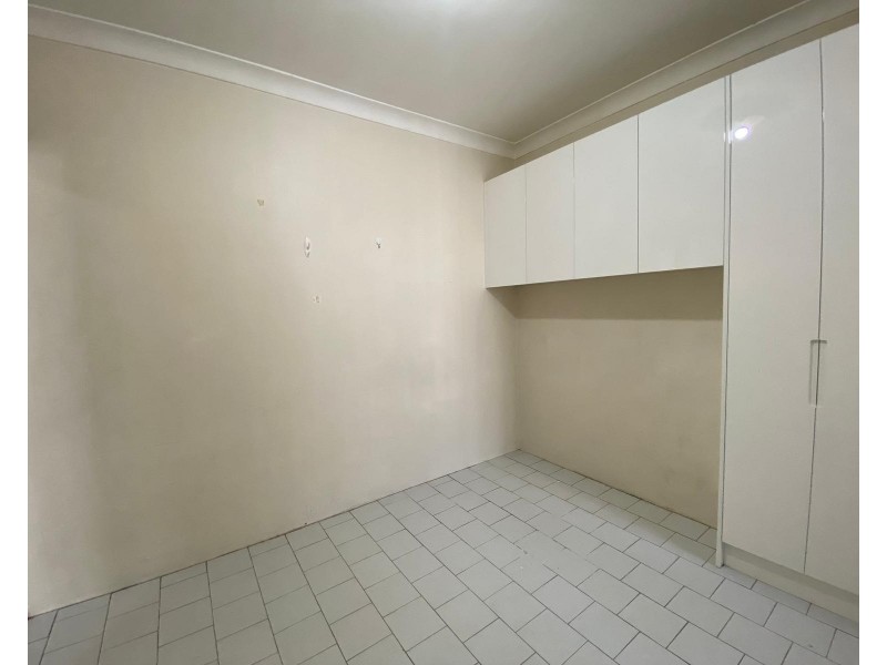 6/86 Harris St, Fairfield NSW 2165