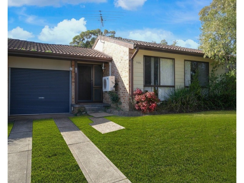 1/166 Oxford Rd, Ingleburn NSW 2565