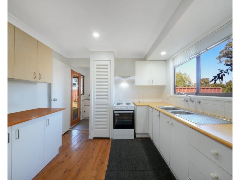 1/166 Oxford Rd, Ingleburn NSW 2565