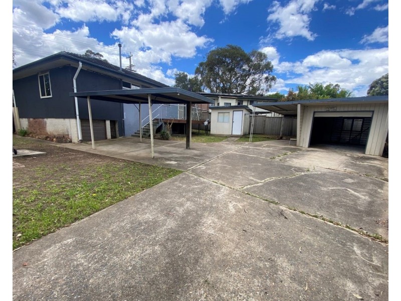8 Friesian St, Busby NSW 2168