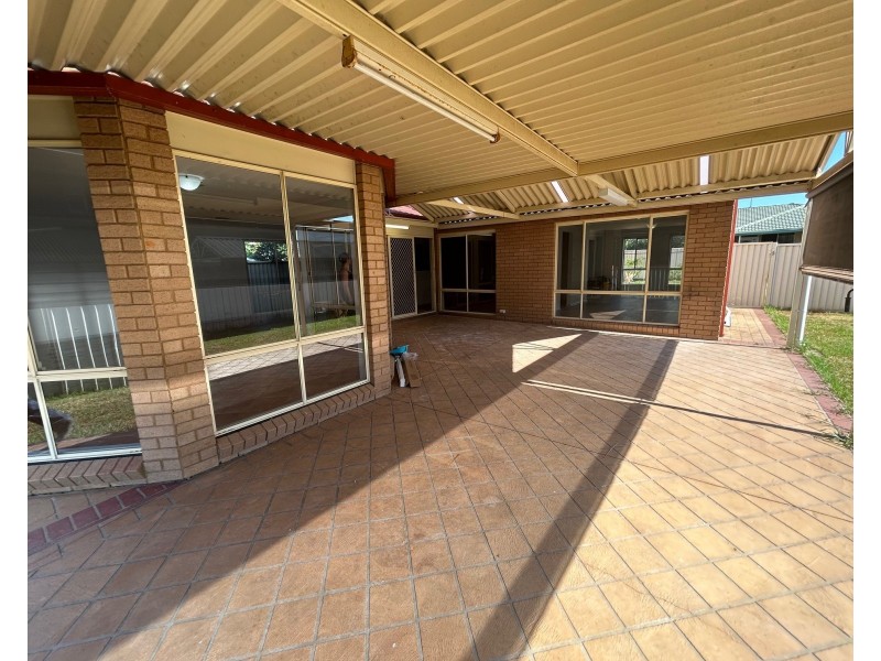 34 Cartier Cres, Green Valley NSW 2168