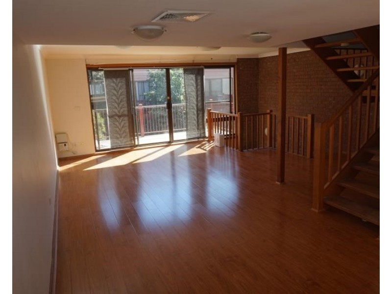 2/3 Atkinson St, Liverpool NSW 2170