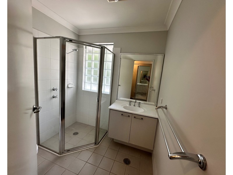 19 The Boulevarde, Holsworthy NSW 2173