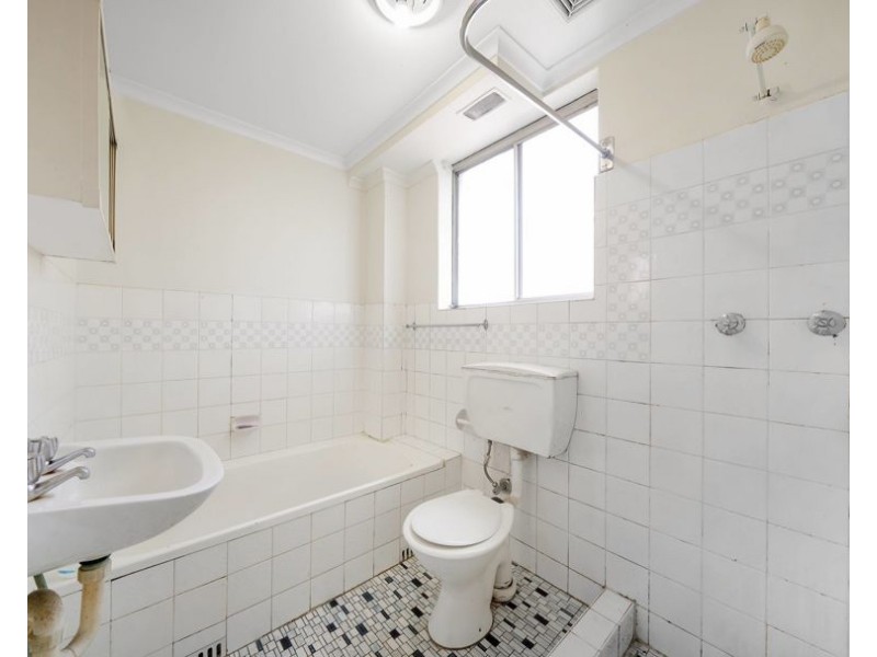 6/4-6 Nagle Street, Liverpool NSW 2170