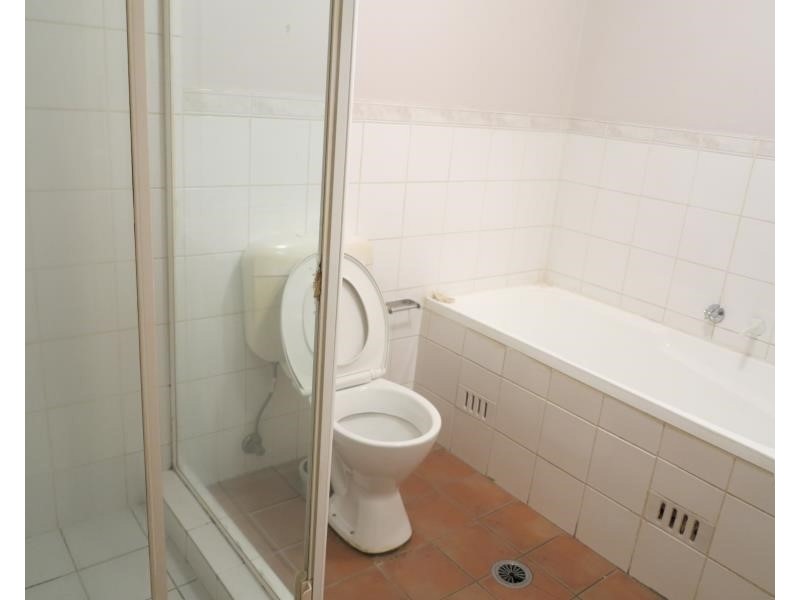 15/96 Castlereagh St, Liverpool NSW 2170