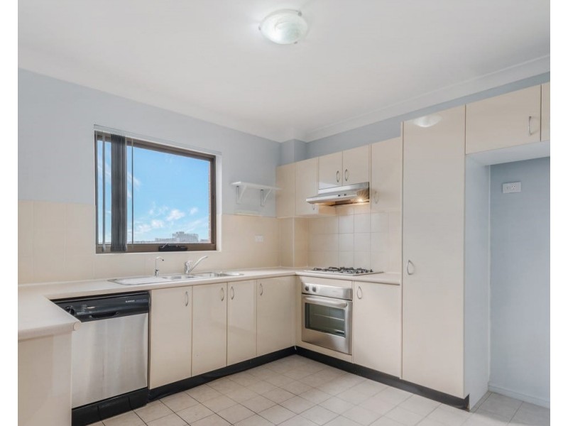 32/100 Terminus St, Liverpool NSW 2170