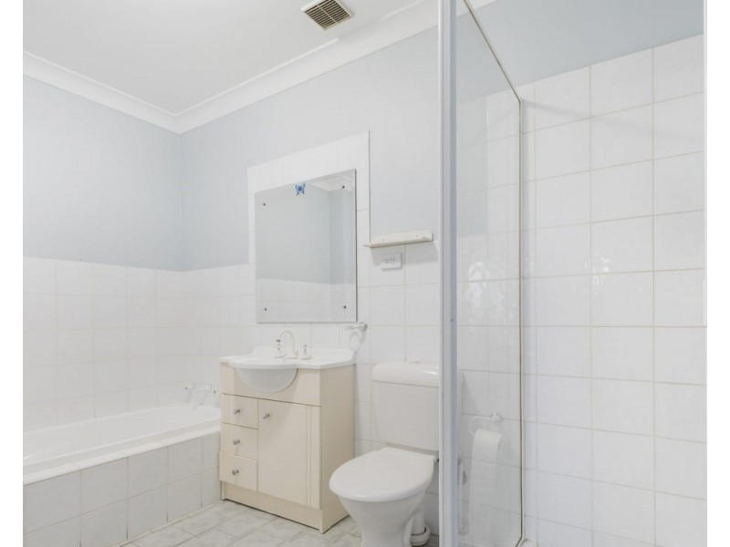 32/100 Terminus St, Liverpool NSW 2170