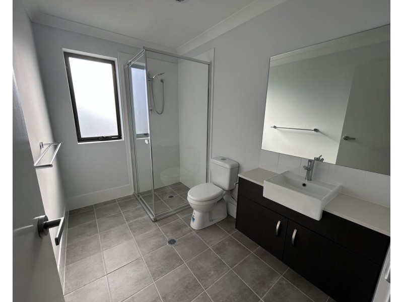 35A Biscuit St, Leppington NSW 2179