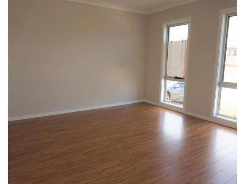 Lot 404 McFarlane Rd, Edmondson Park NSW 2174