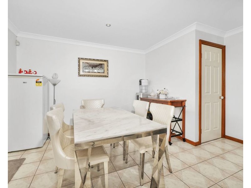 8 Althorpe Drive, Green Valley NSW 2168