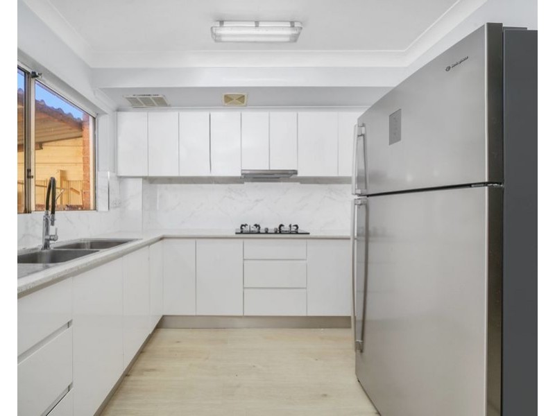 10/5-7 Thelma Street, Lurnea NSW 2170