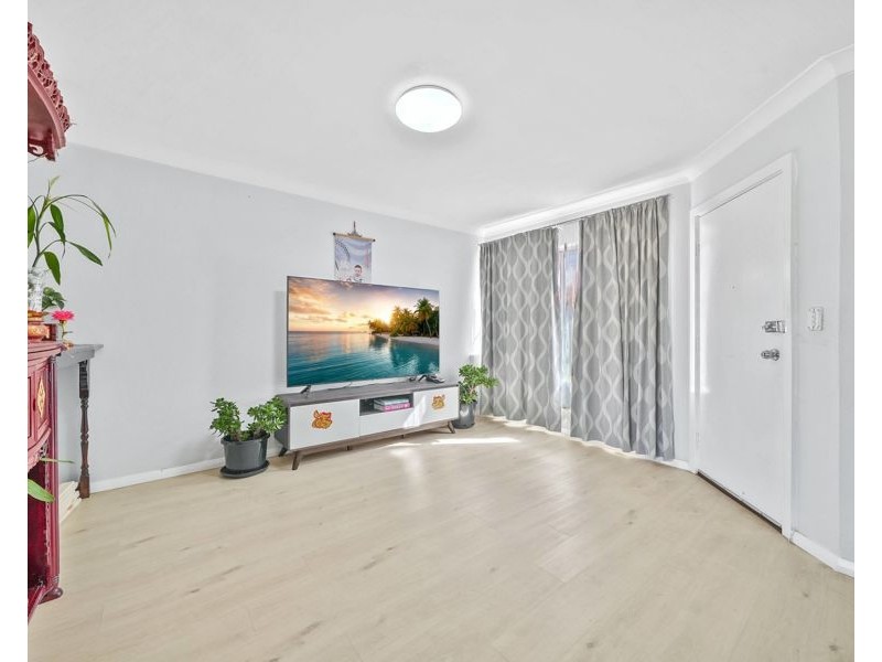 10/5-7 Thelma Street, Lurnea NSW 2170