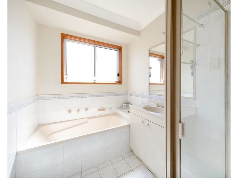 30 Narooma Drive, Prestons NSW 2170