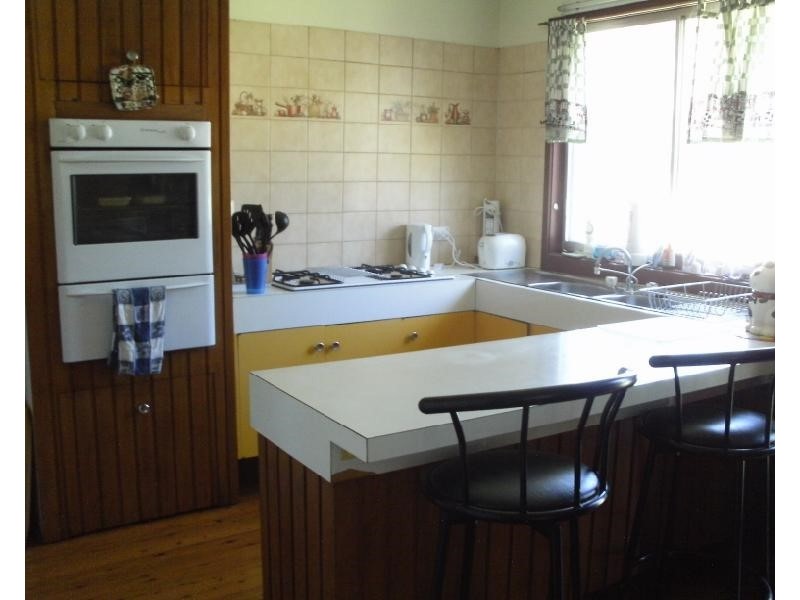 70 Oliveri Cres, Green Valley NSW 2168