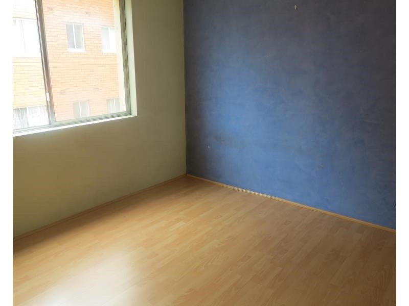 18/22 Nagle St, Liverpool NSW 2170