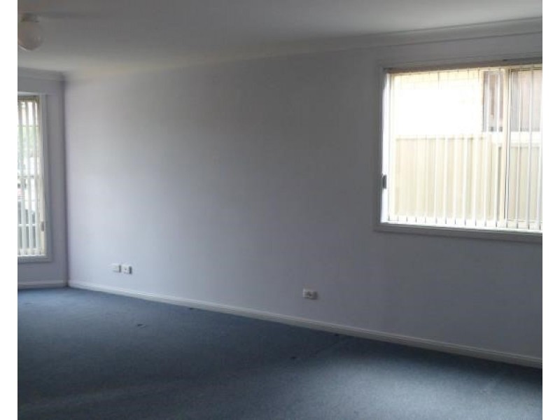 150A Greenway Dr, West Hoxton NSW 2171